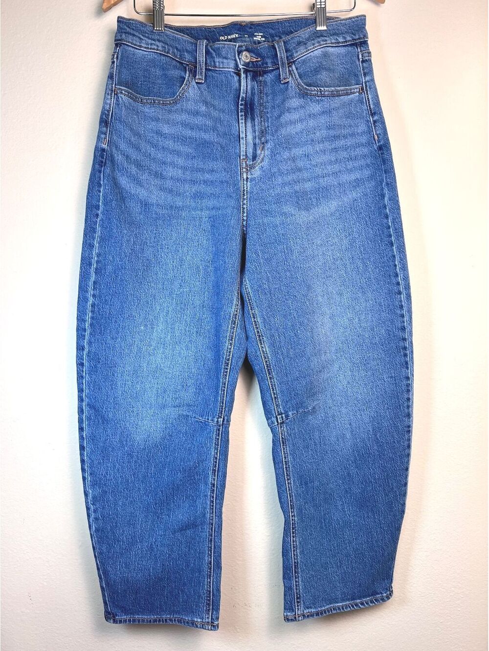 OLD NAVY High Rise Wow Medium Wash Barrel Leg Denim Jeans Size 10